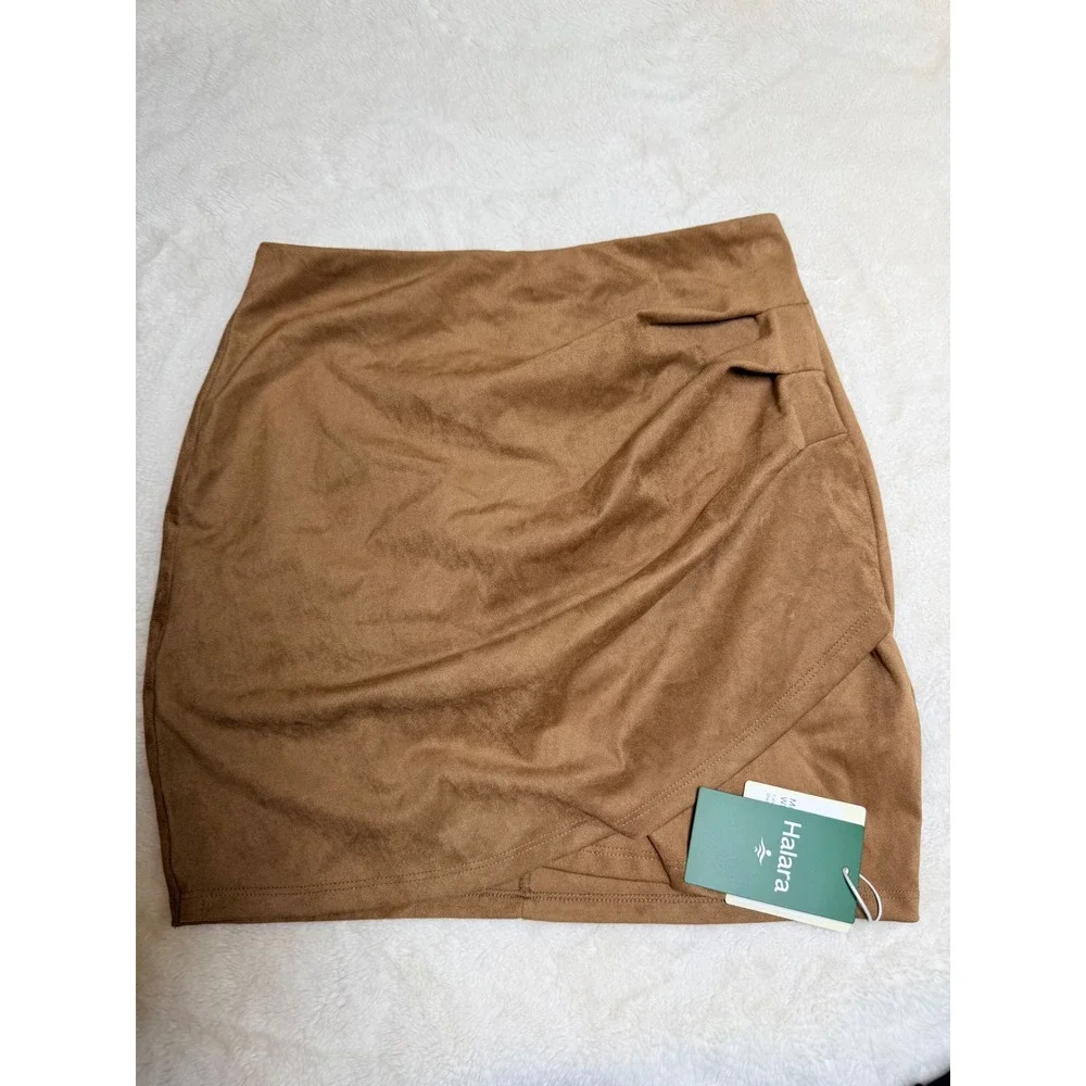 NWT Halara Brown Suede Ruched Mini Skirt Womens Small Crossover Front - Picture 3 of 8
